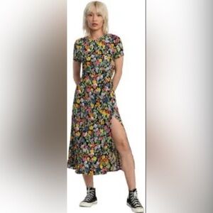 RVCA floral dreamscape midi dress. M. NWT.